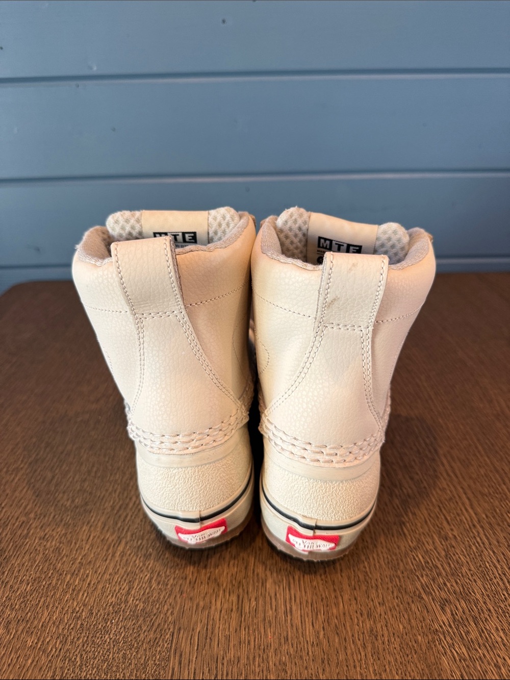Vans Snow boots Women’s size 9.5 - Picture 4 of 6